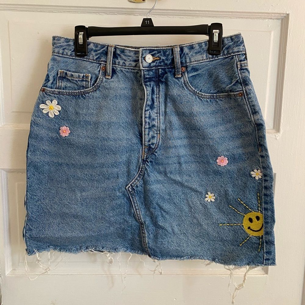 Old Navy Blue Denim Skirt with Floral and Sun Embroidery Size 12